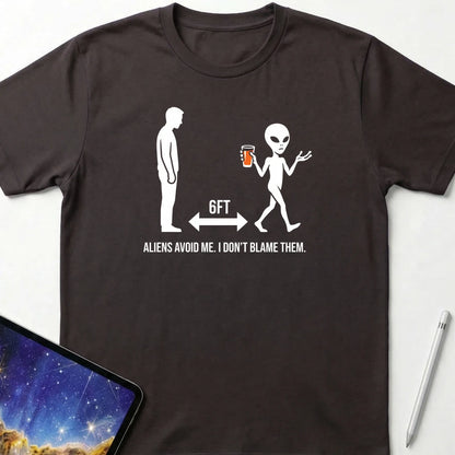 Aliens Avoid Me T-Shirt Dark Chocolate